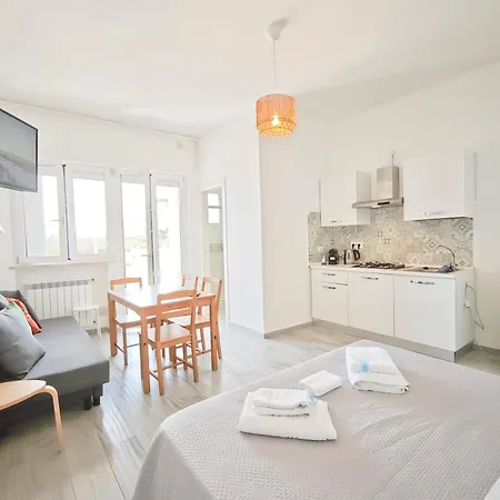 בית הארחה Casamare 3*
